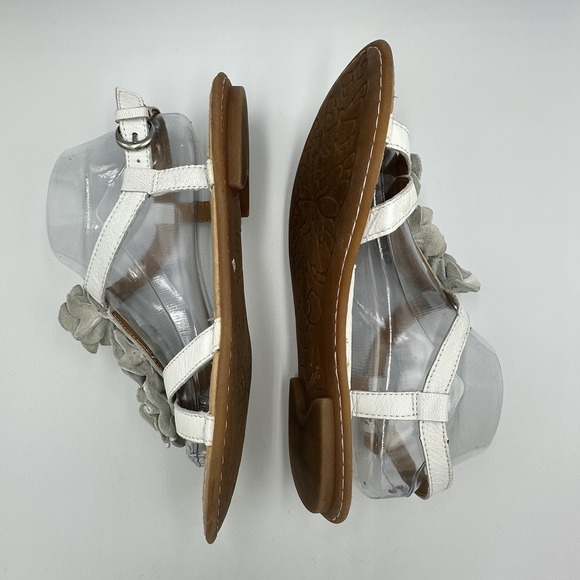 BOC Born Strappy Sandals 9 /40.5 White Leather Floral Ankle Buckle Closure‎ Boho - Picture 5 of 14